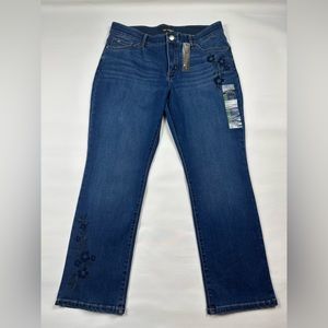 NWT Lee regular fit, straight leg, mid rise jeans, floral detail Size 16 short